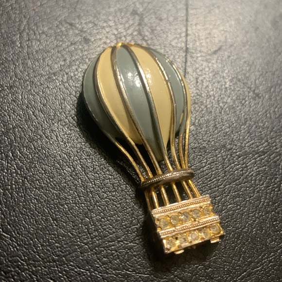 Vintage Hot Air Balloon Enamel Brooch Marked  / Signed JCD - Picture 3 of 6